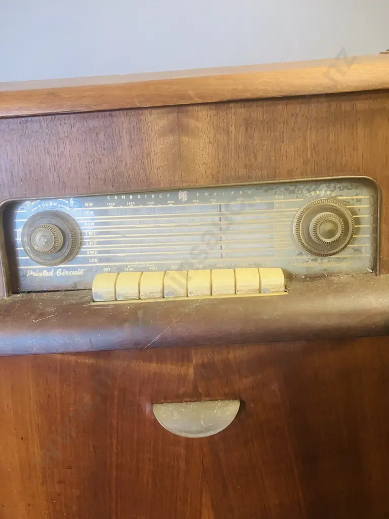 Pye Radiogram With Garrard RC 120 Mk ll Turntable (As Found) H84 W59 D39cm Image 1++