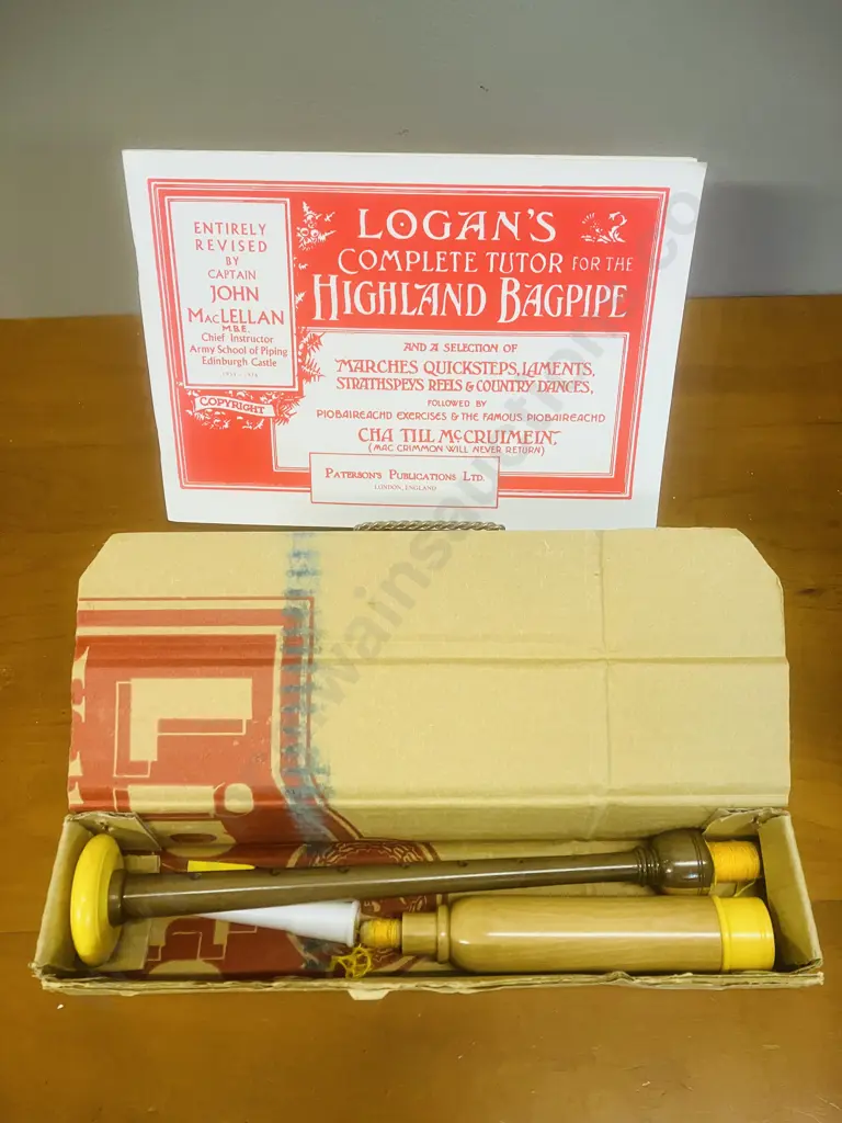 Bagpipe Practice Chanter With Logan's Complete Tutor For The Highland Bagpipe Image 1++
