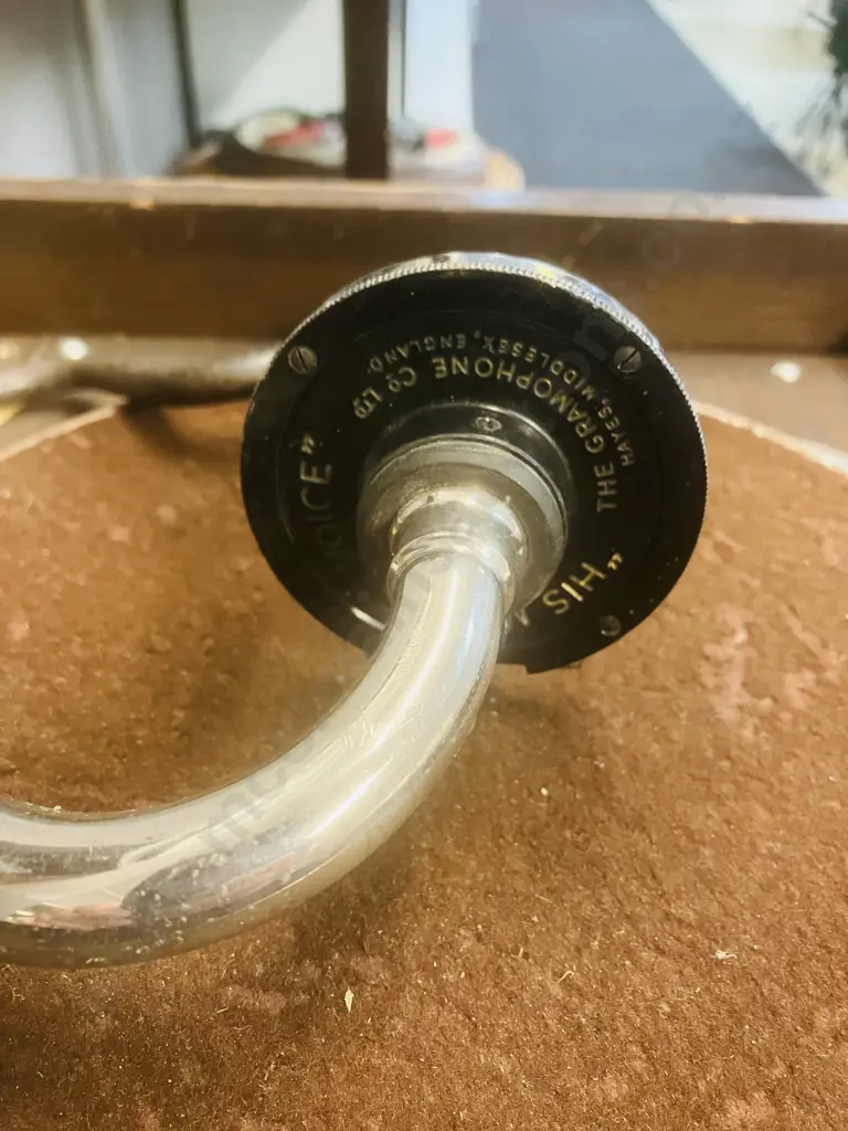 Early 20th Century His Masters Voice Gramophone In As Found Condition Image 1++