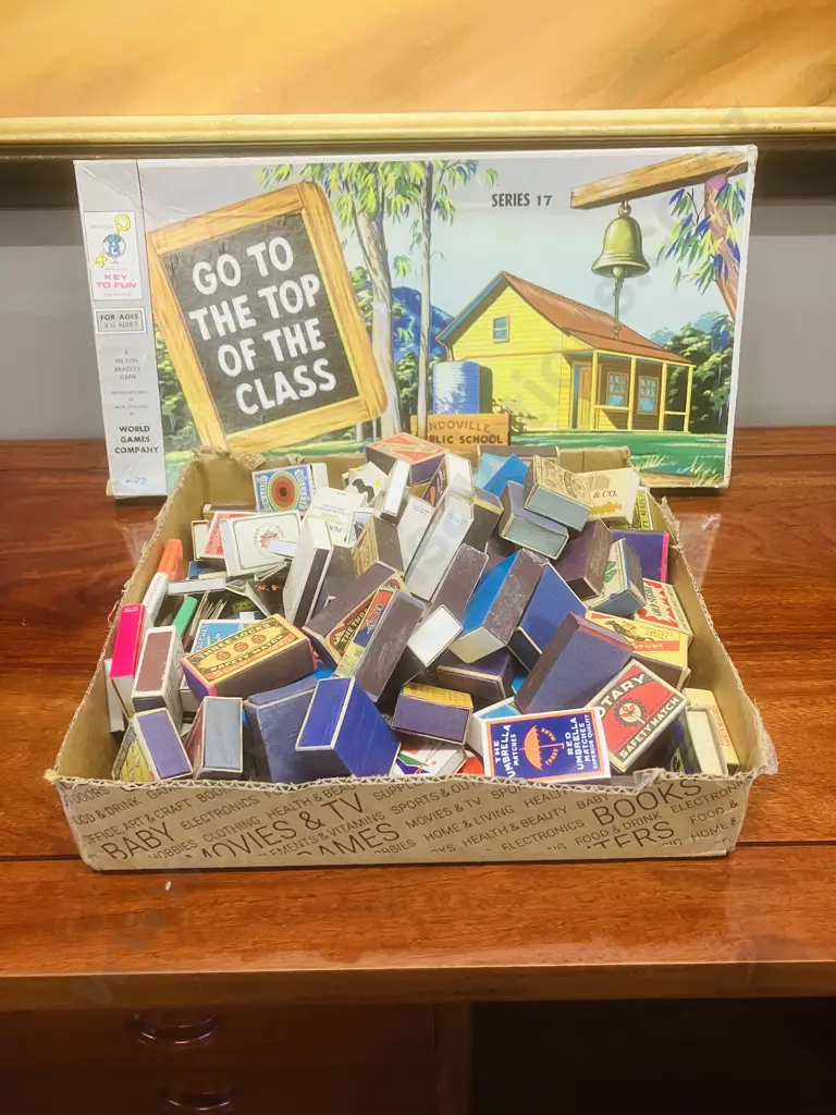 185 x Vintage Matchbox & Matchbooks With Board Game 'Go to the Head of the Class' Series 17 Milton Bradley c1967 Image 1++
