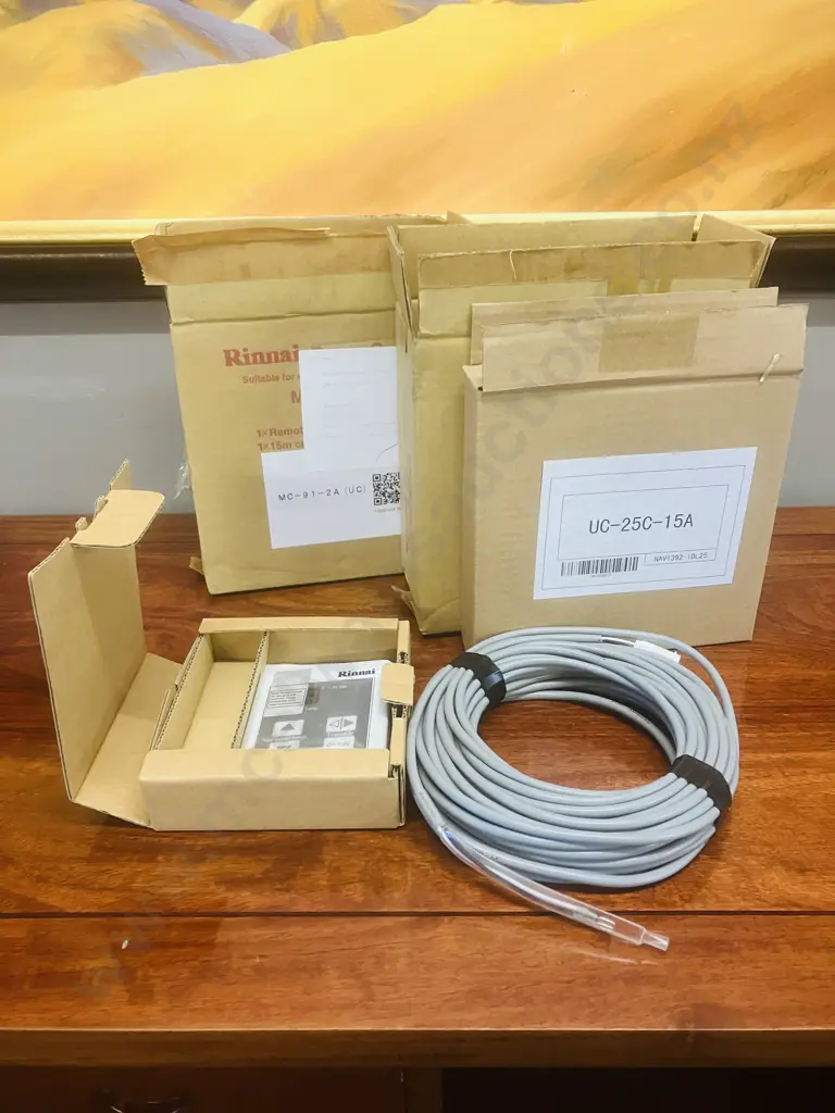 Pair of Rinnai MC-91-2A Universal Controllers Image 1++