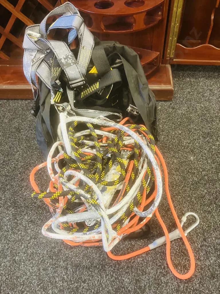 Adult Climbing Harness with two Climbing Ropes in Zero Harness Gear Bag (Used On Paint Job) Image 1++