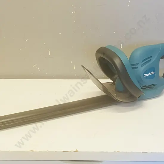 Makita Electric Hedge Trimmer 400 Watt