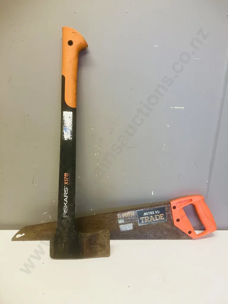 Fiskars X170 Splitting Axe & Mitre 10 Trade G-Man Saw Made In Sweden Image 1++