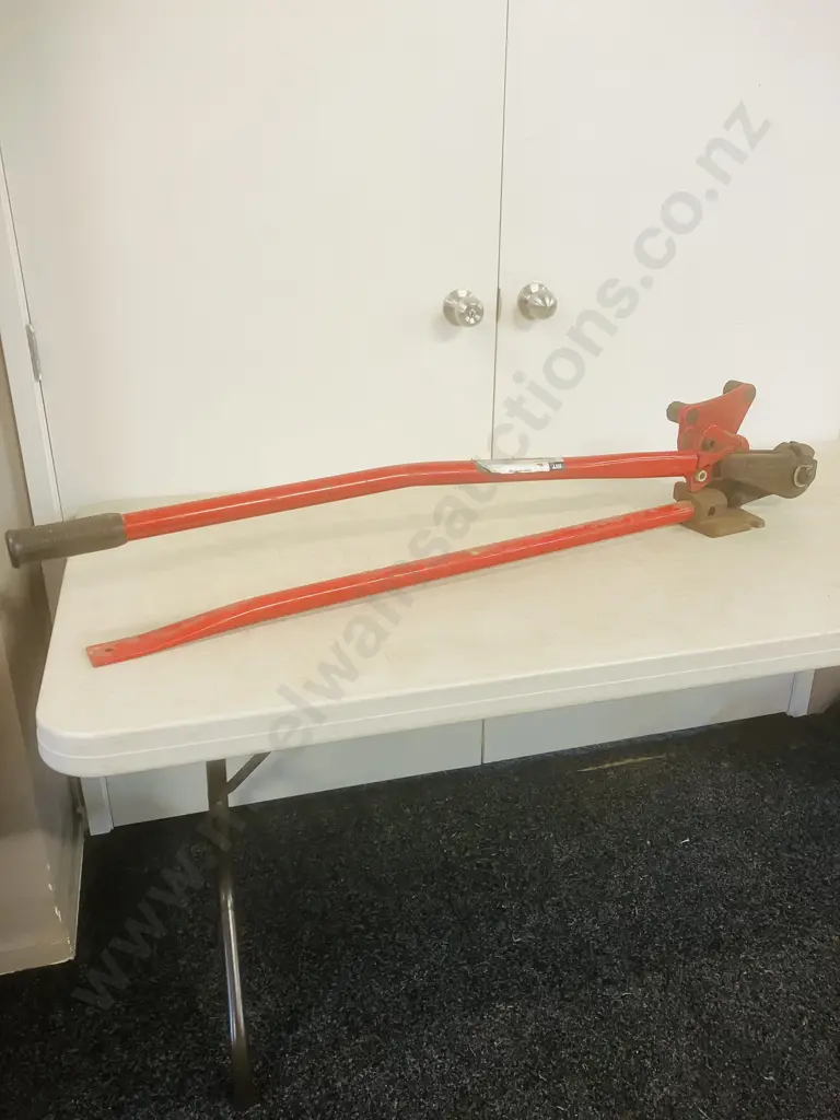 HIT 16mm Rebar Rod Cutter Bender - Japan Image 1++