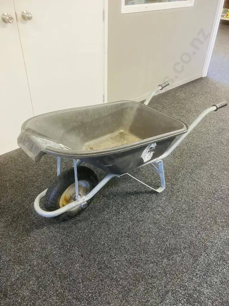 New Zealand Wheelbarrow's' Handipour Wheelbarrow Image 1++