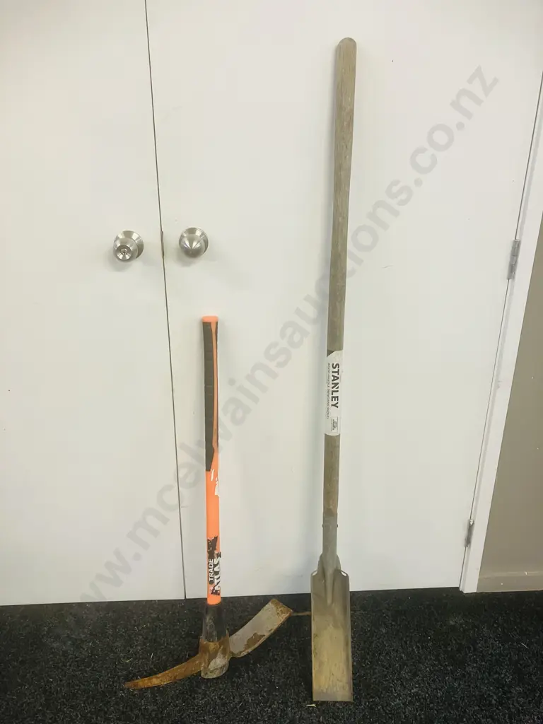 Stanley Wood Handle Trenching Shovel & Atlas Trade Pick Image 1++