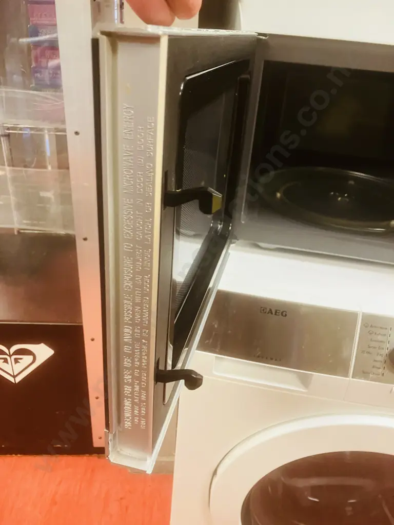 Home & Co Microwave EM134AL7 Image 1++