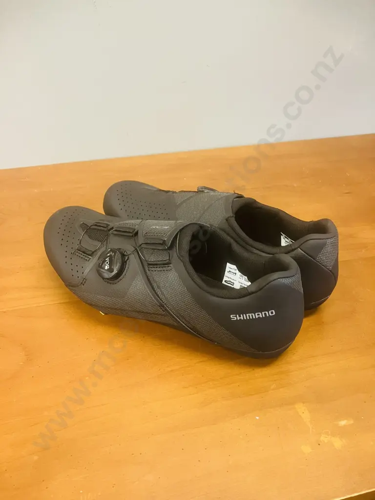 Shimano RC3 Road Shoes - 42 E Image 1++