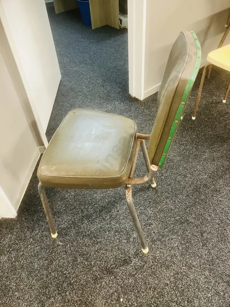 Vintage Mid-Century Green Upholstered Chrome Base Chair Image 1++