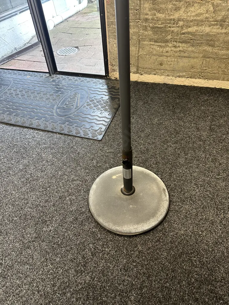 Marquee Outdoor Umbrella & Stand Image 1++