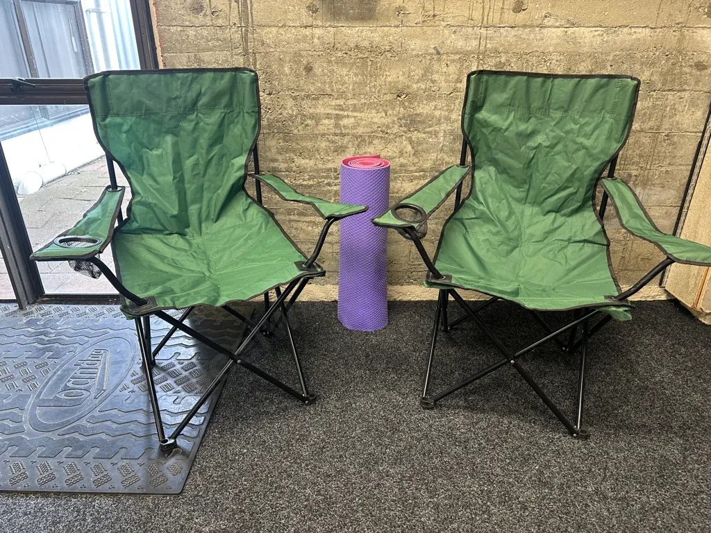 Pair Of Green Camping Chairs & Yoga Mat Image 1++