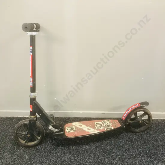 Hot Wheels ZOOM Inline Scooter