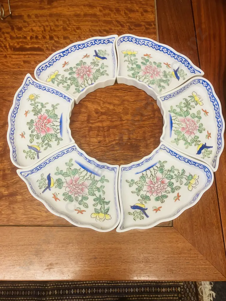 Chinese Porcelain Chuan-He - Stamped Yang Cheung, Revolving Wood Base With Lid & Set of 6 Dishes Made In Hong Kong Image 1++