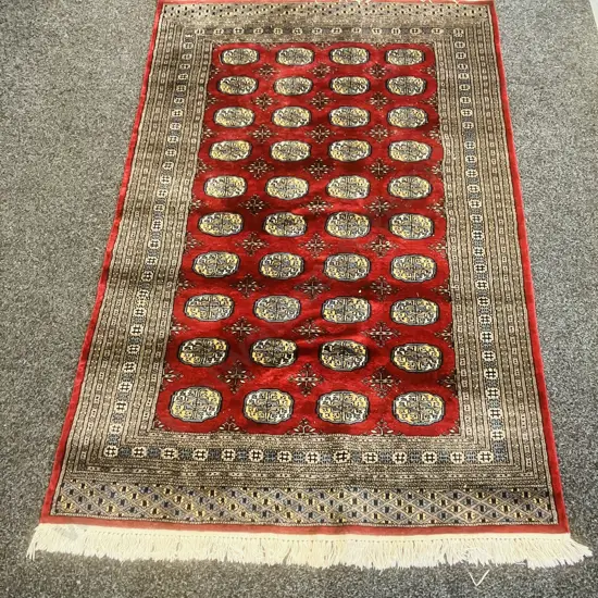 Red / Blue / Grey Rug. 126 x 192cm