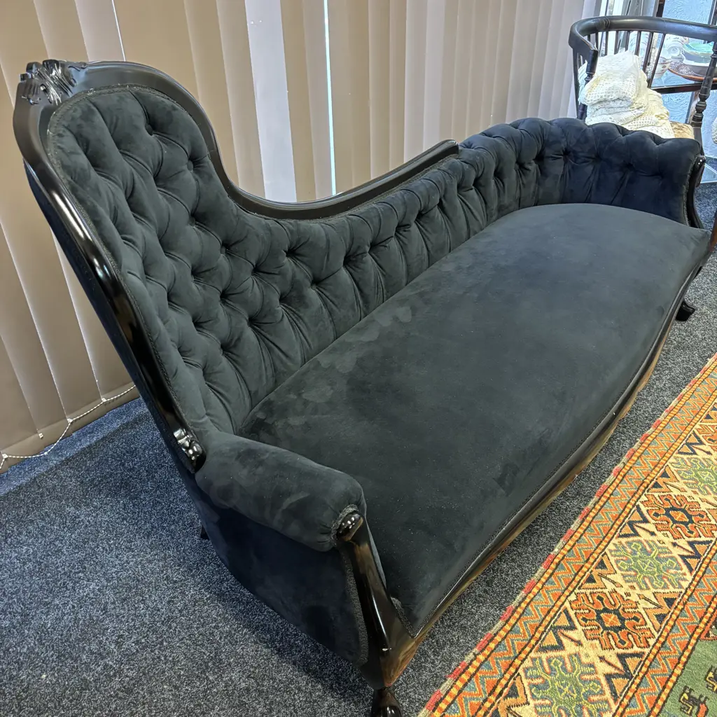 Mahogany Painted Black Chaise Lounge, Buttoned Back, Black Velour Upholstered, Cabriole Legs H100,W165,D62cm. Image 1++