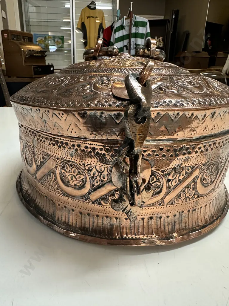 Stunning Vintage Copper Paandaan With Lidded Containers & Cups. 17 x 32cm Image 1++