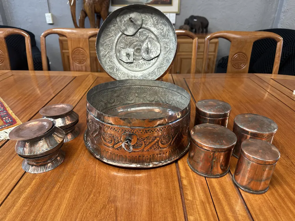 Stunning Vintage Copper Paandaan With Lidded Containers & Cups. 17 x 32cm Image 1++