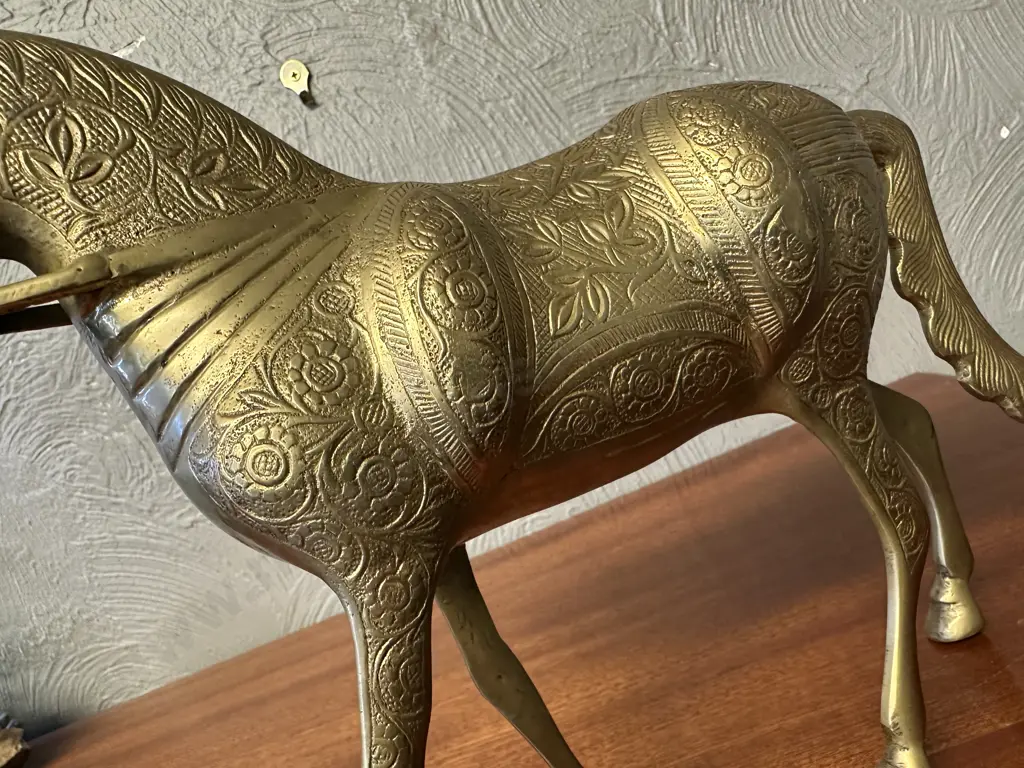 Vintage Brass Horse Sculpture Figurine H25,W29cm. Image 1++