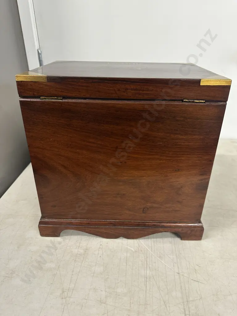 Mahogany Inlaid Jewellery Box With Brass Detail & Keys, Six Drawers & Lift Up Lid, Recessed Half Moon Brass Handles. Image 1++