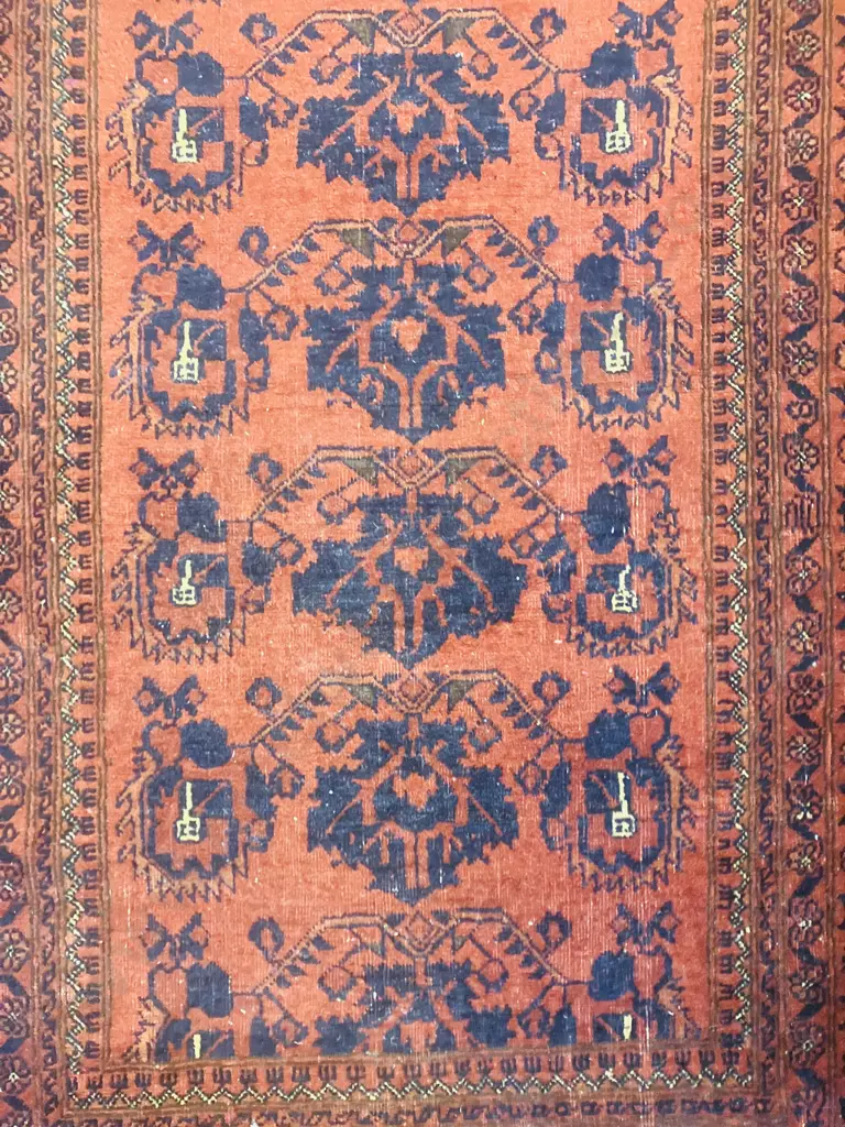 Hand-Knotted Persian Rug. Main Br. 99 x 150cm Image 1++