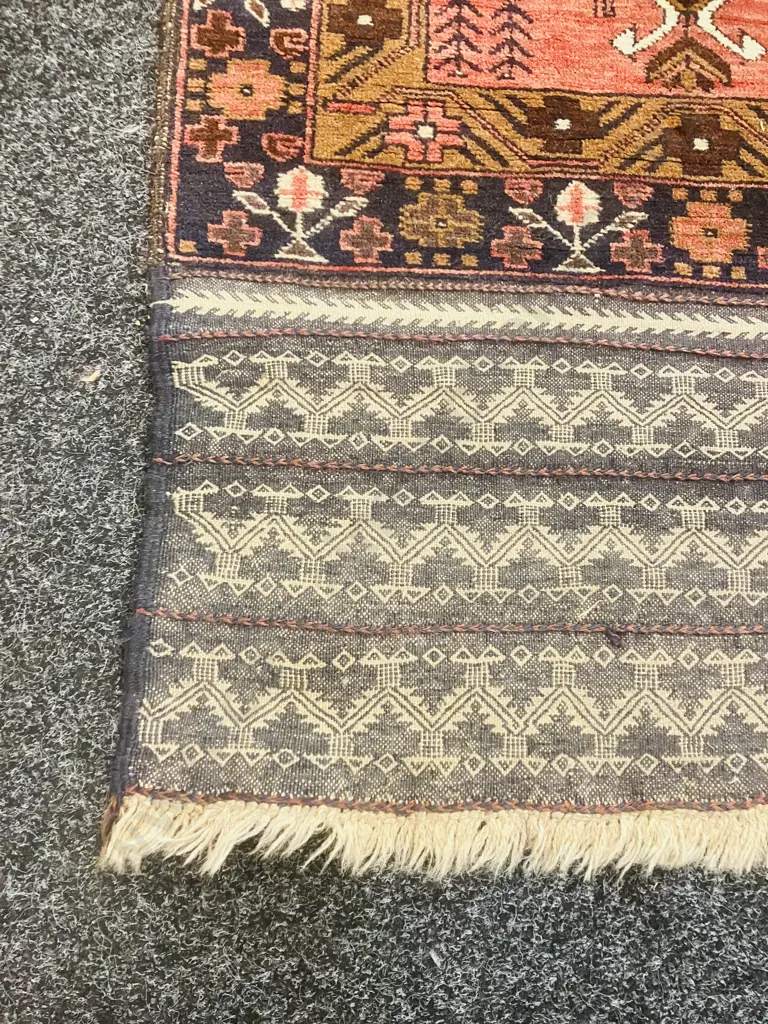 Vintage Persian Floor Rug. 77 x 150cm Image 1++