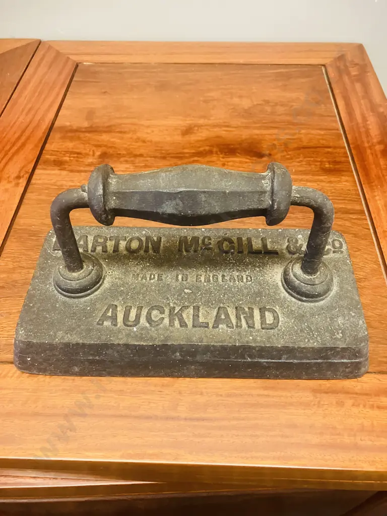 Cast Iron Billiard Table Iron "Barton McGill & Co' Auckland Made In England. 15 x 25cm Image 1++