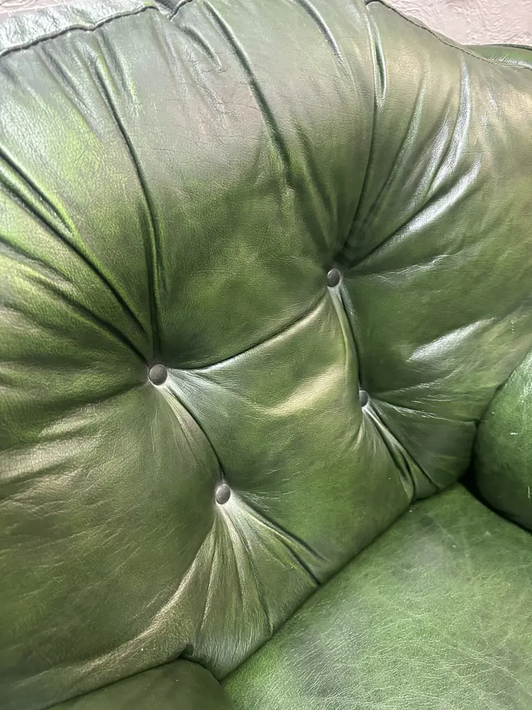 Winchester Furniture - England, Leather Armchair In Antique Green, Rolled Arm, Domed & Buttoned, On Castors Image 1++
