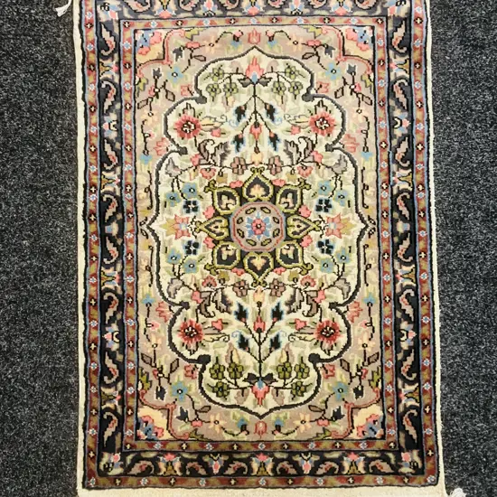 Persian Traditional Silk Rug. 62 x 90cm