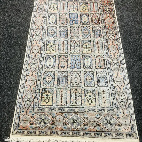 Faded Red & Blue Persian Rug. 93 x 174cm