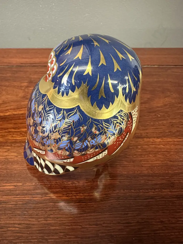 Royal Crown Derby 'Little Owl' Paperweight Imari Pattern & 22 Carat Gold Accents With Gold Stopper H8cm. Image 1++