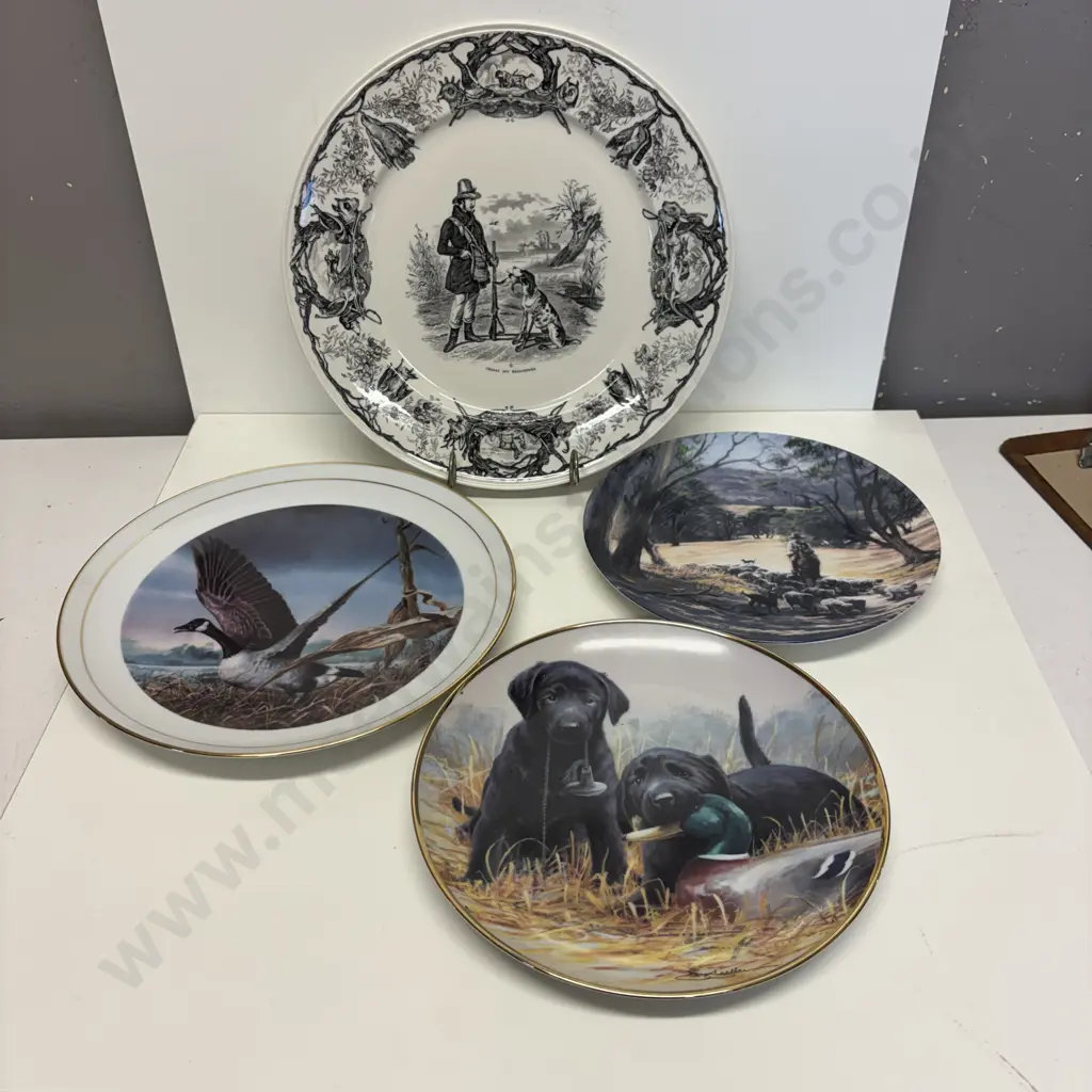 Assorted Animal themed collectors plates Image 1++