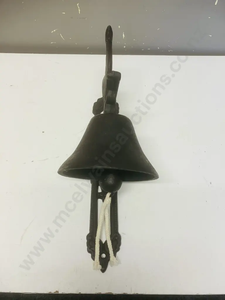 Black Rooster Cast Iron Bell - Wall Mount. 36 x 19cm Image 1++