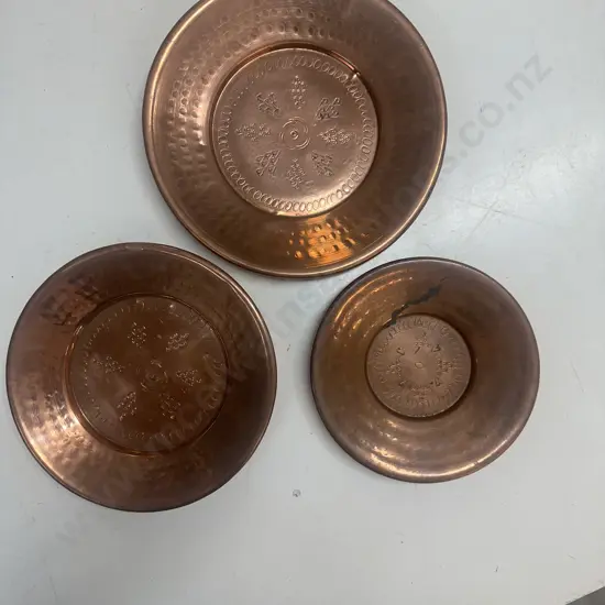 Set Of Three Vintage Decorative Copper Wall Art "Lord Of Isles" Etched Detail Graduated Sizes