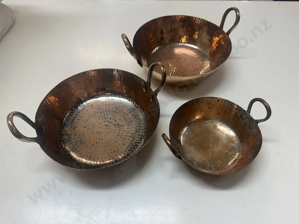 Vintage Hammered Copper Kada Bowls Double Handled x3 Image 1++
