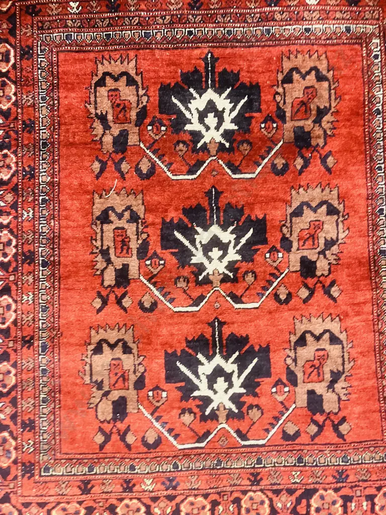 Vintage Hand-Knotted Persian Rug. 107 x 144cm Image 1++