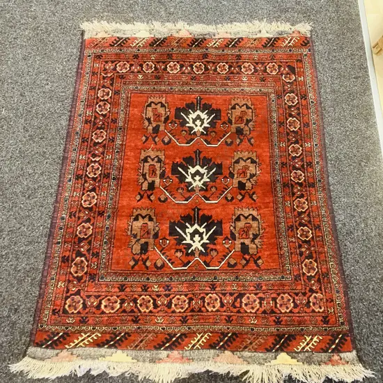 Vintage Hand-Knotted Persian Rug. 107 x 144cm