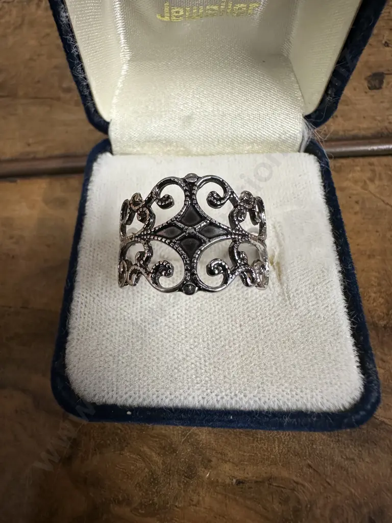 Sterling Silver Ring Stamped 925 Image 1++