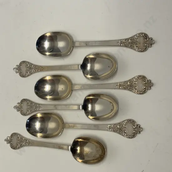Set of 6 Hallmarked sterling silver teaspoons
