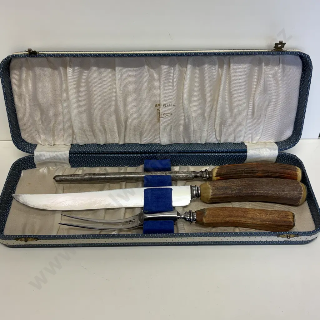 Boxed Henry VIII A1 Silver Plated Carving Set Image 1++