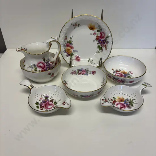 Assorted Royal Crown Derby items