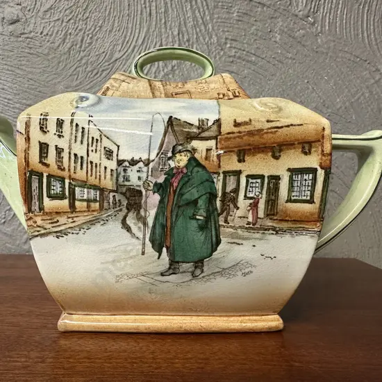 Vintage Royal Doulton Dickens Ware Tony Weller Tea Pot