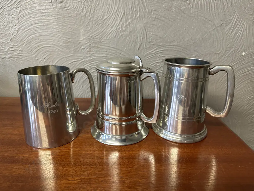 Vintage English Pewter Tankards x3 Image 1++