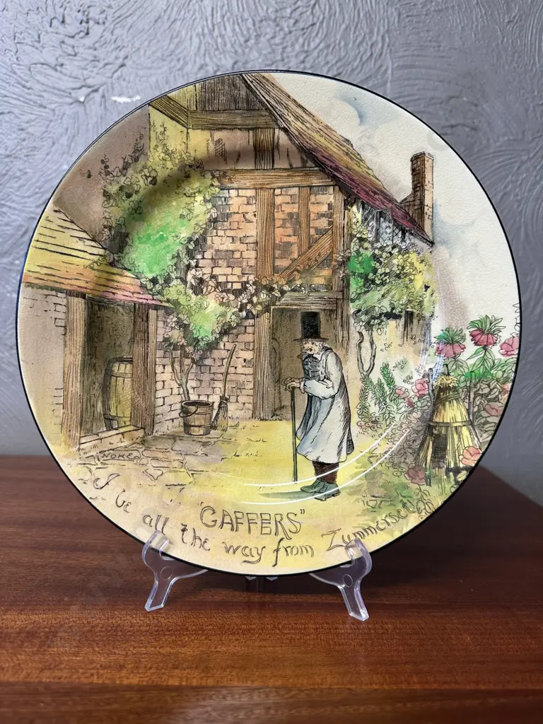 Vintage Royal Doulton Series Ware 'Gaffers' Plate # D4210 Dia26cm. Image 1++