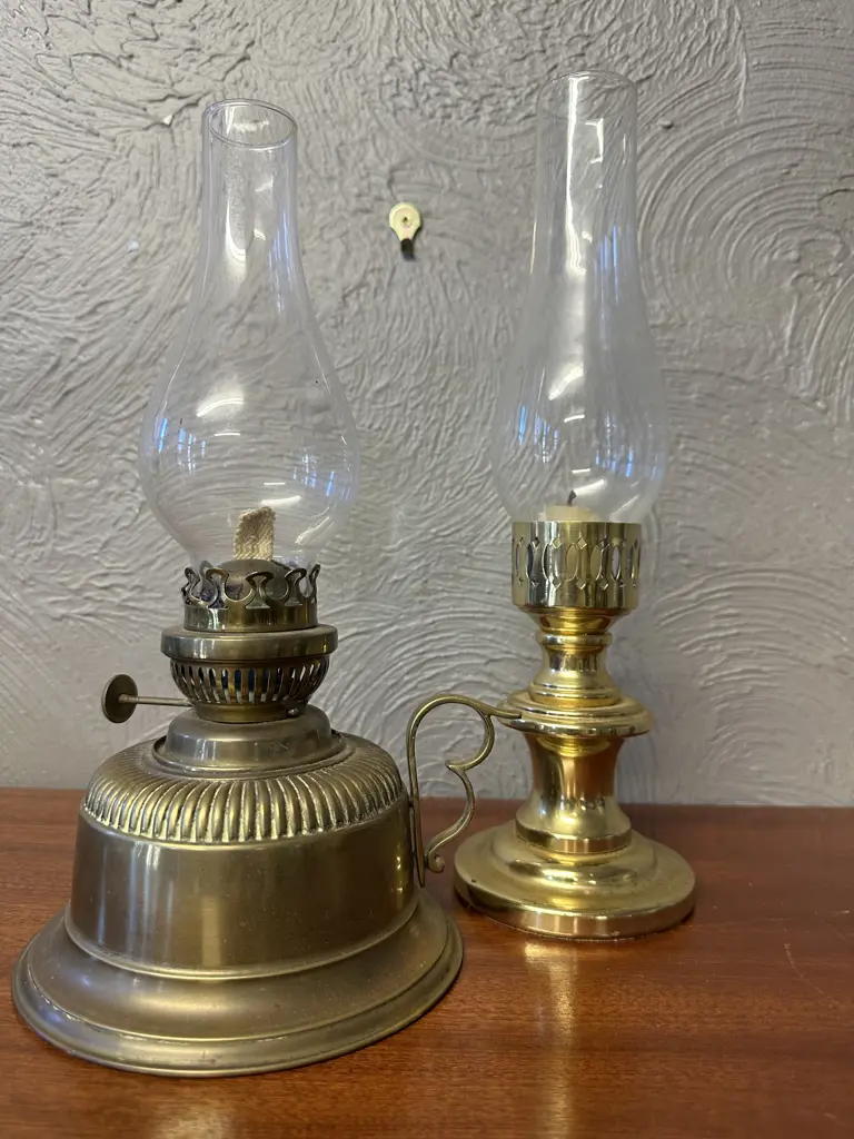 Vintage Brass Oil Burner & Candle Holder Image 1++