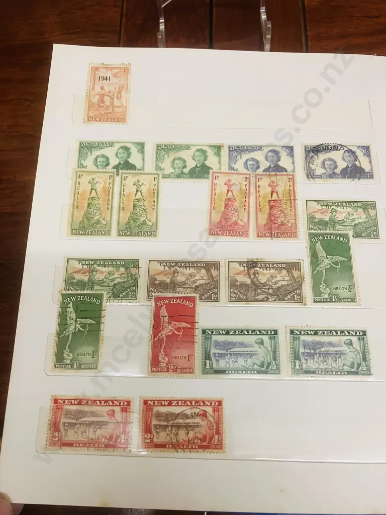 FDC's In Hagner-System Deluxe Album, Health Stamps In Stamp Albums Etc Image 1++
