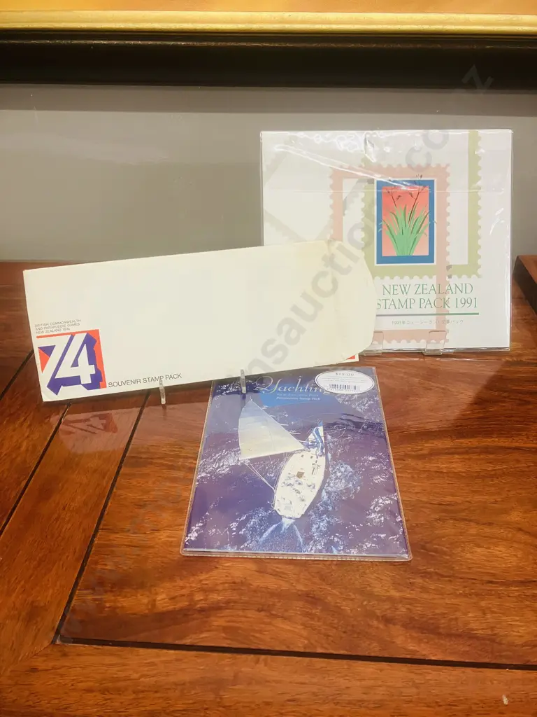 NZ Post 74 Commonwealth Games Souvenir Stamp Pack, Stamp Pack 1991, Yachting 1999 Image 1++