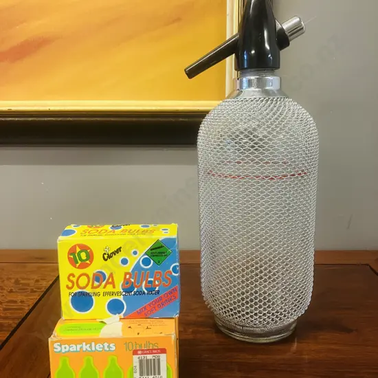 Soda Syphon With Bulbs