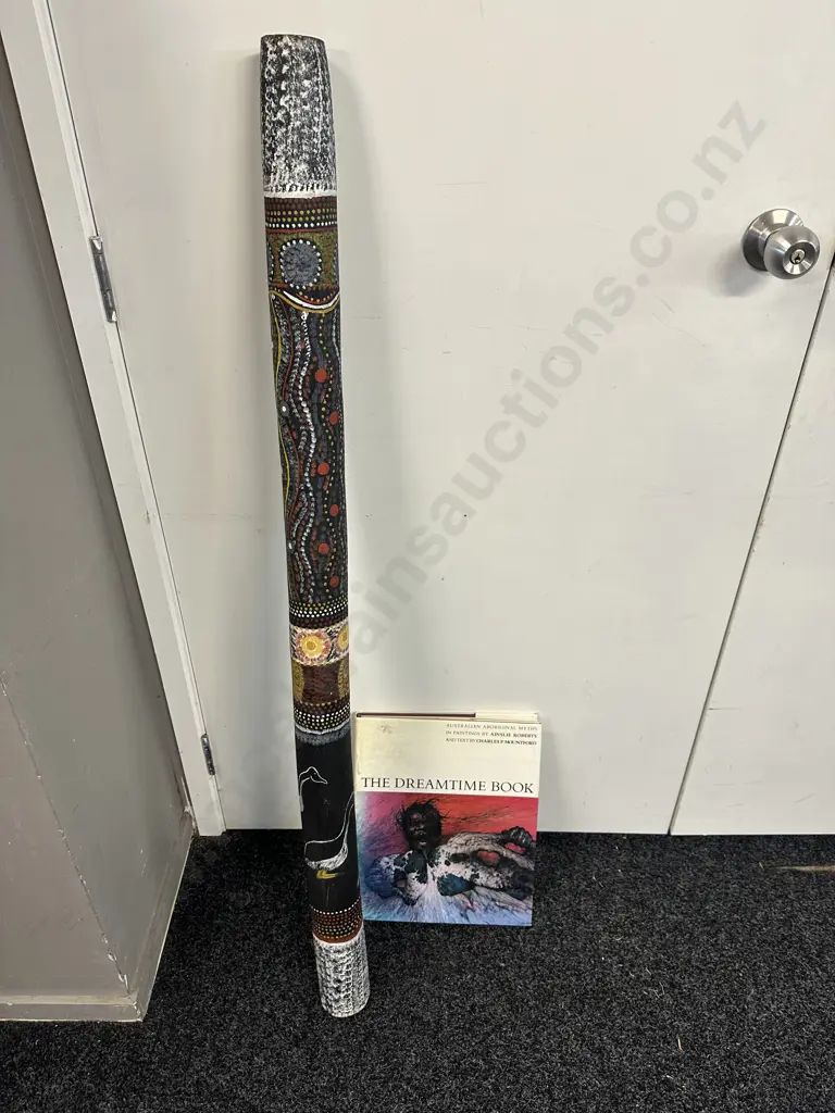 Ceremonial Didgeridoo From Northern Territory & The Dream Time Book Image 1++