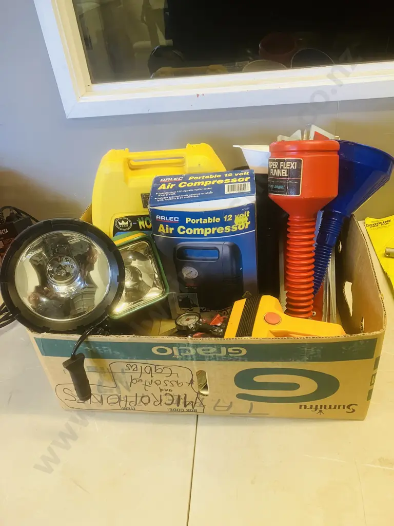 Box Lot 12V Air Compressor, 12V Spotlight, Snow Chains, Funnels Etc Image 1++